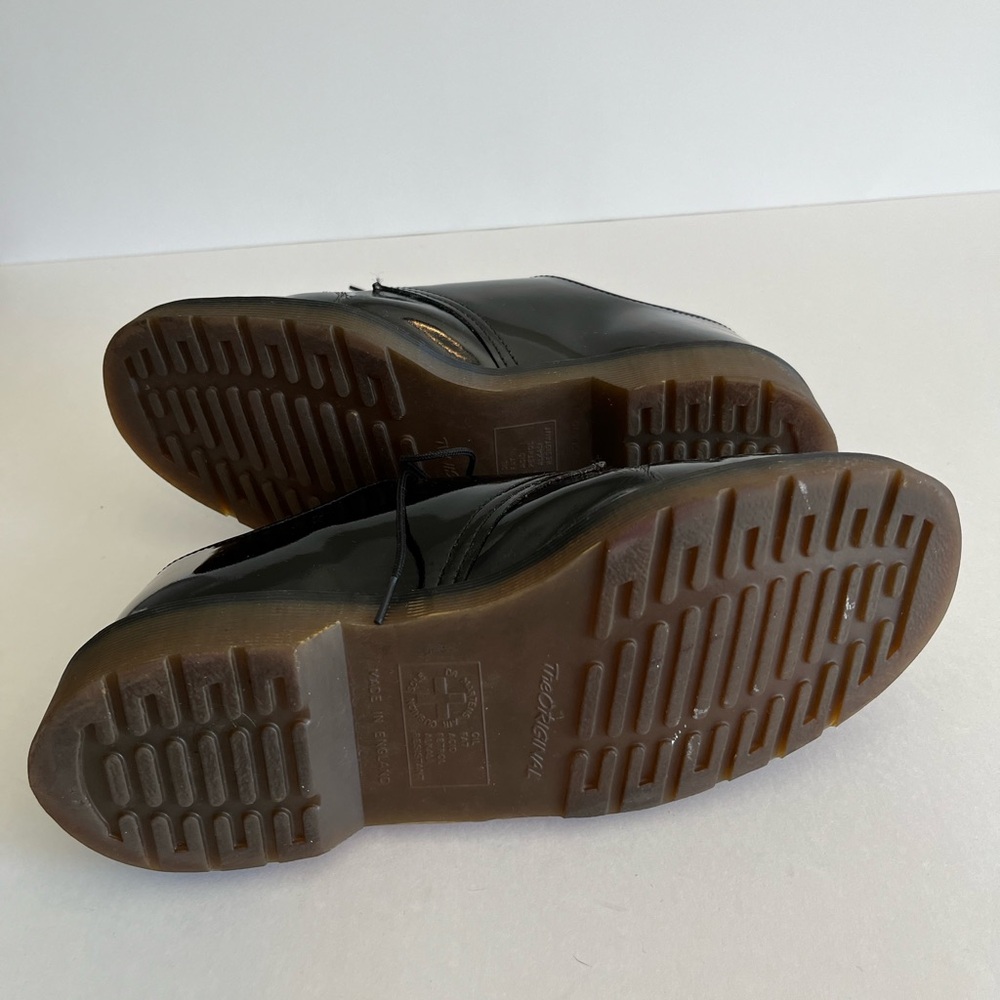 Dr. Martens Black Patent Leather Oxford Size 6 Shoes - Picture 5 of 9